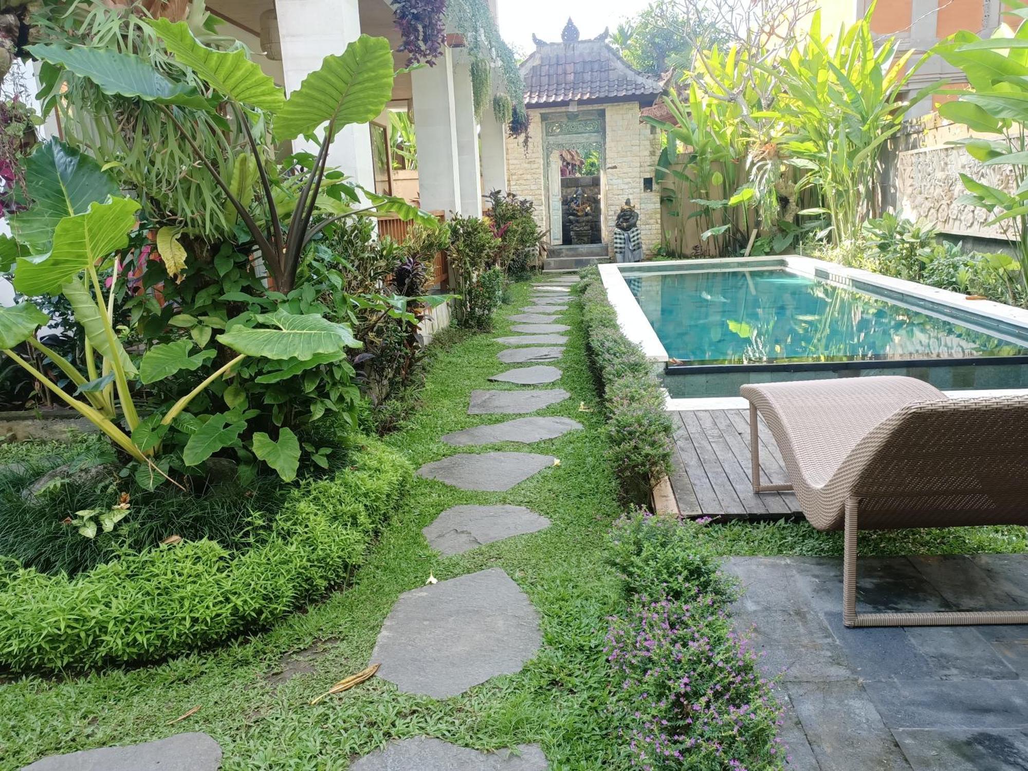 Ari Cottages Ubud Номер фото